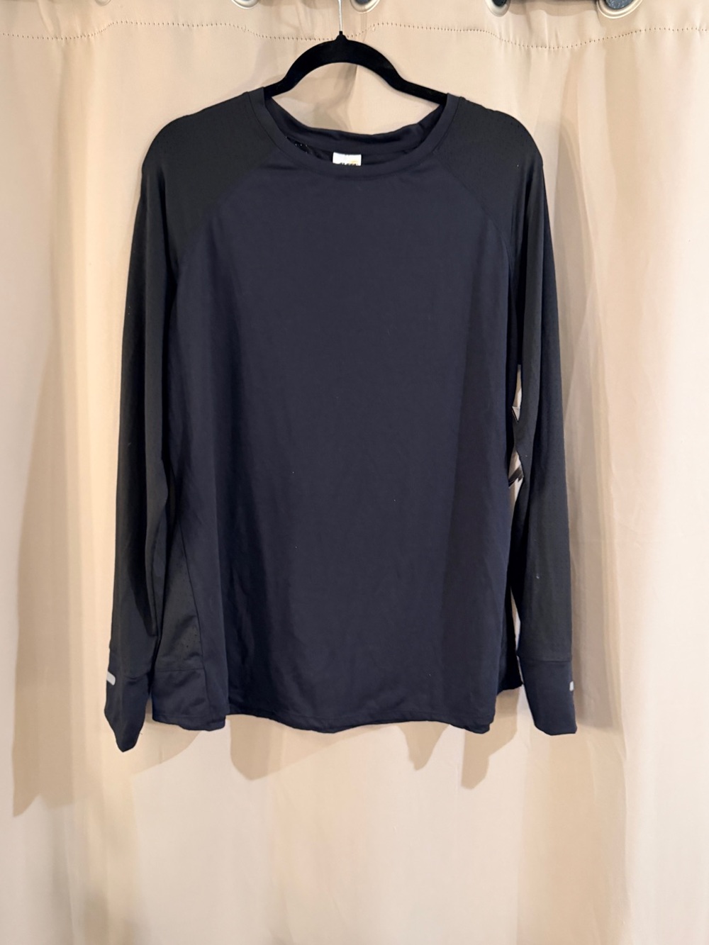 Avia Black Long-Sleeve Athletic Performance Tee